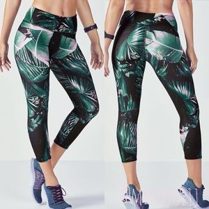 Fabletics Salar Powerhold Capri in Havana Print